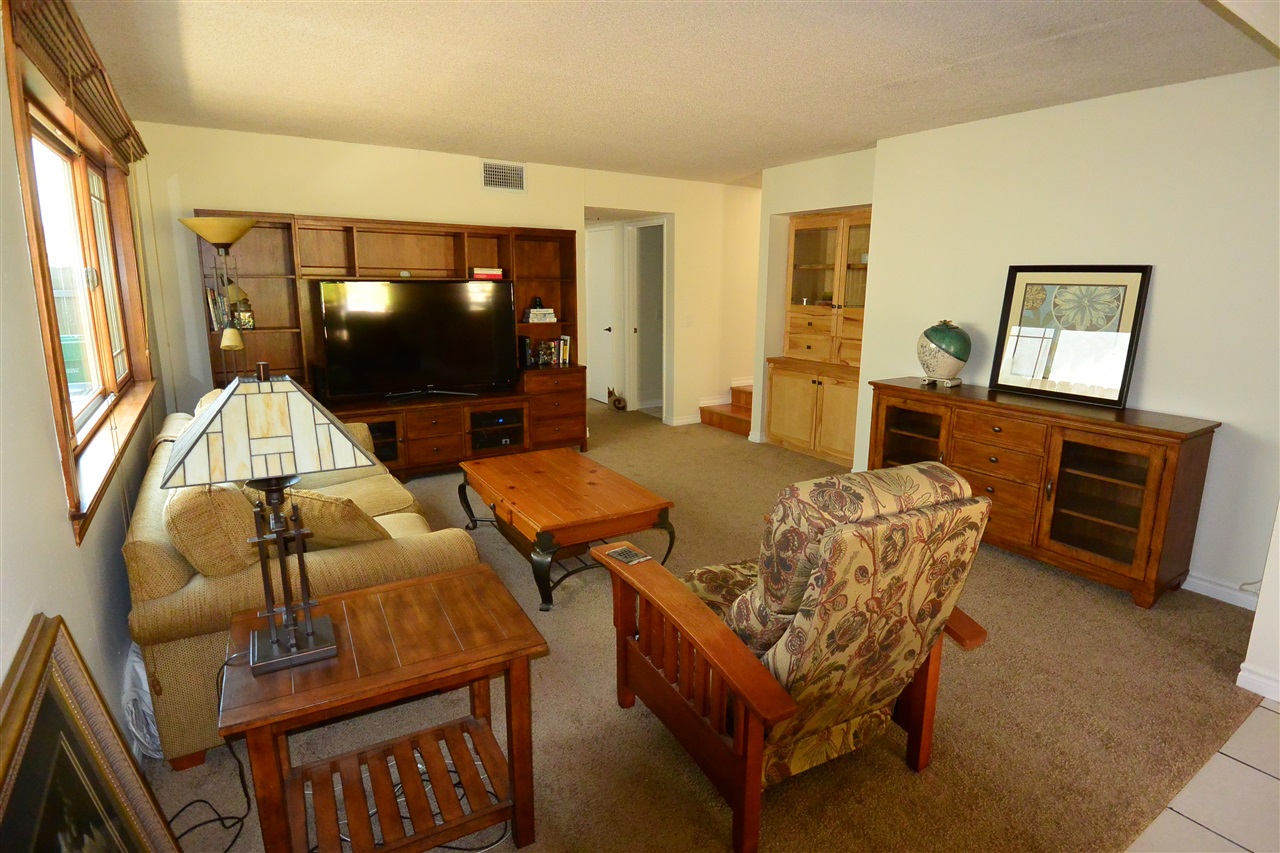 10366 Moorpark Street Spring Valley, CA 91978 - Photo 10 of 25 Gallery Image 10