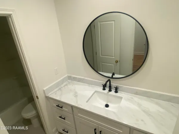 $1,650 | 8550 Cat Road, Unit B, Maurice, LA 70555