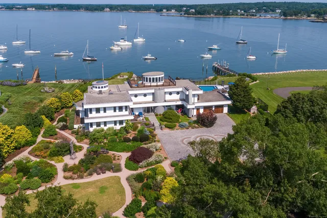 $35,000,000 | 215 Uncas Point Road, Guilford, CT 06437
