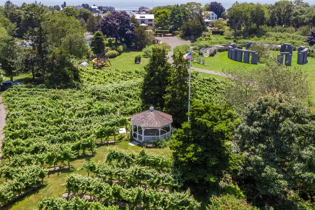 a view of a garden with houses