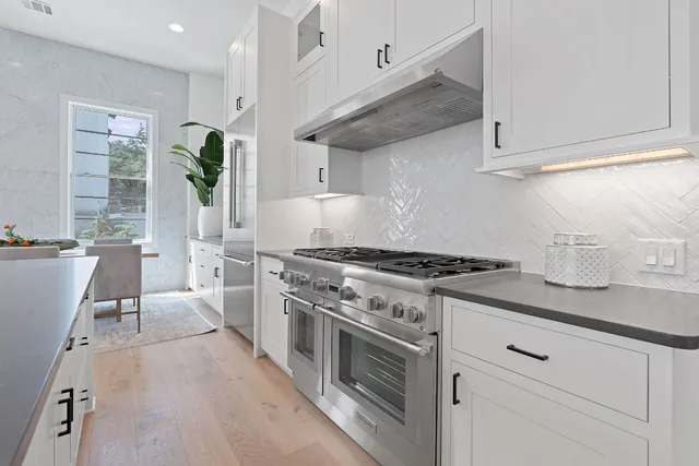 $1,679,000 | 1719 Spyglass Drive, Unit 12, Austin, TX 78746