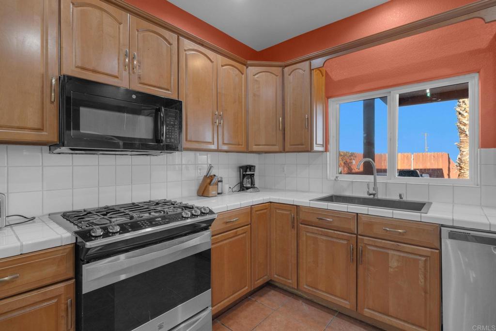 2239 Hoberg Road Borrego Springs, CA 92004 - Photo 17 of 32