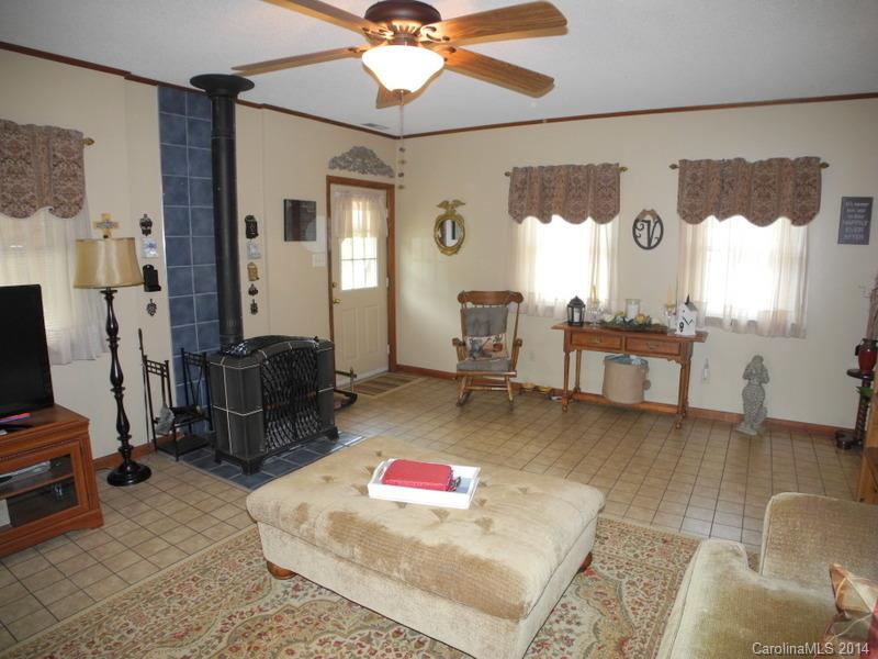 3219 Anderson Mountain Road Maiden, NC 28650 - Photo 3 of 24 Gallery Image 3