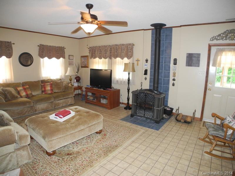 3219 Anderson Mountain Road Maiden, NC 28650 - Photo 4 of 24 Gallery Image 4