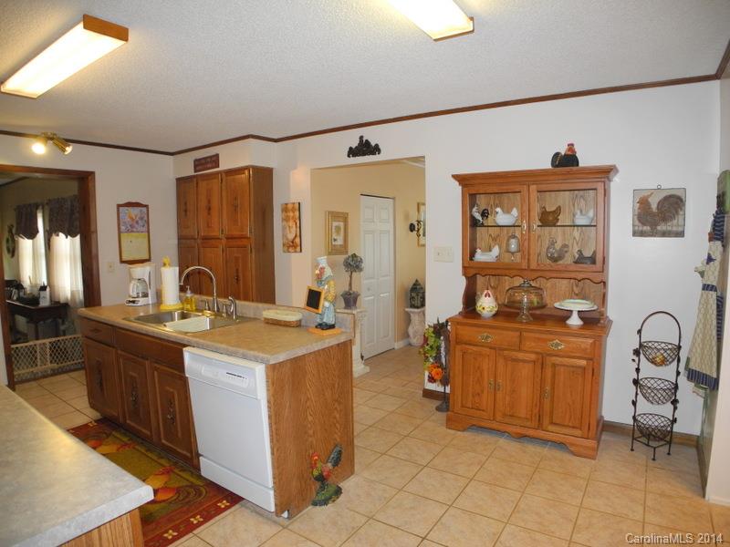 3219 Anderson Mountain Road Maiden, NC 28650 - Photo 8 of 24 Gallery Image 8