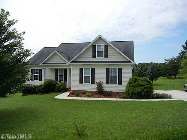 8625 Circle Drive Rural Hall, NC 27045 - Photo 1 of 16 Exterior Front. Fantastic one level home with neutral decor. Hard to find with a 2 car ML garage and a daylight walk out basement. One owner home nestled on .58 of an acre lot. One year upgraded Old Republic Warranty.