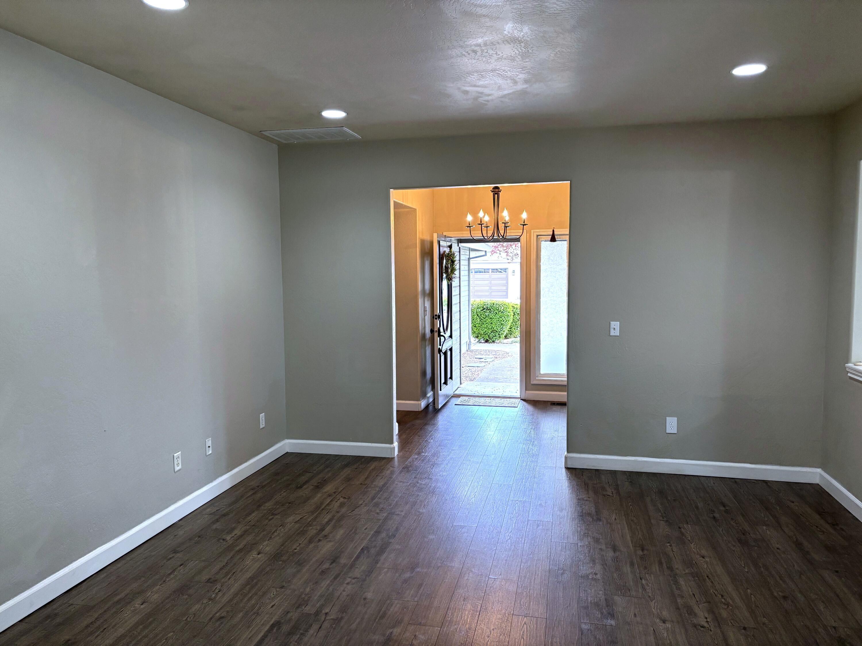 2307 Jeremy Street Central Point, OR 97502 - Photo 24 of 32 Family Room Entry