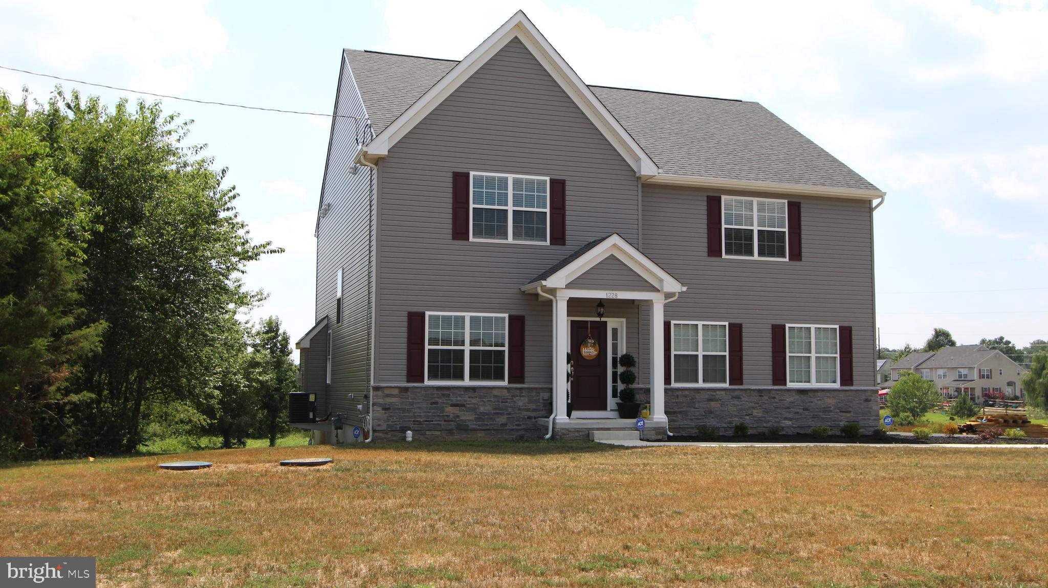 1228 Fieldsboro Road Townsend, DE 19734 - Photo 2 of 33