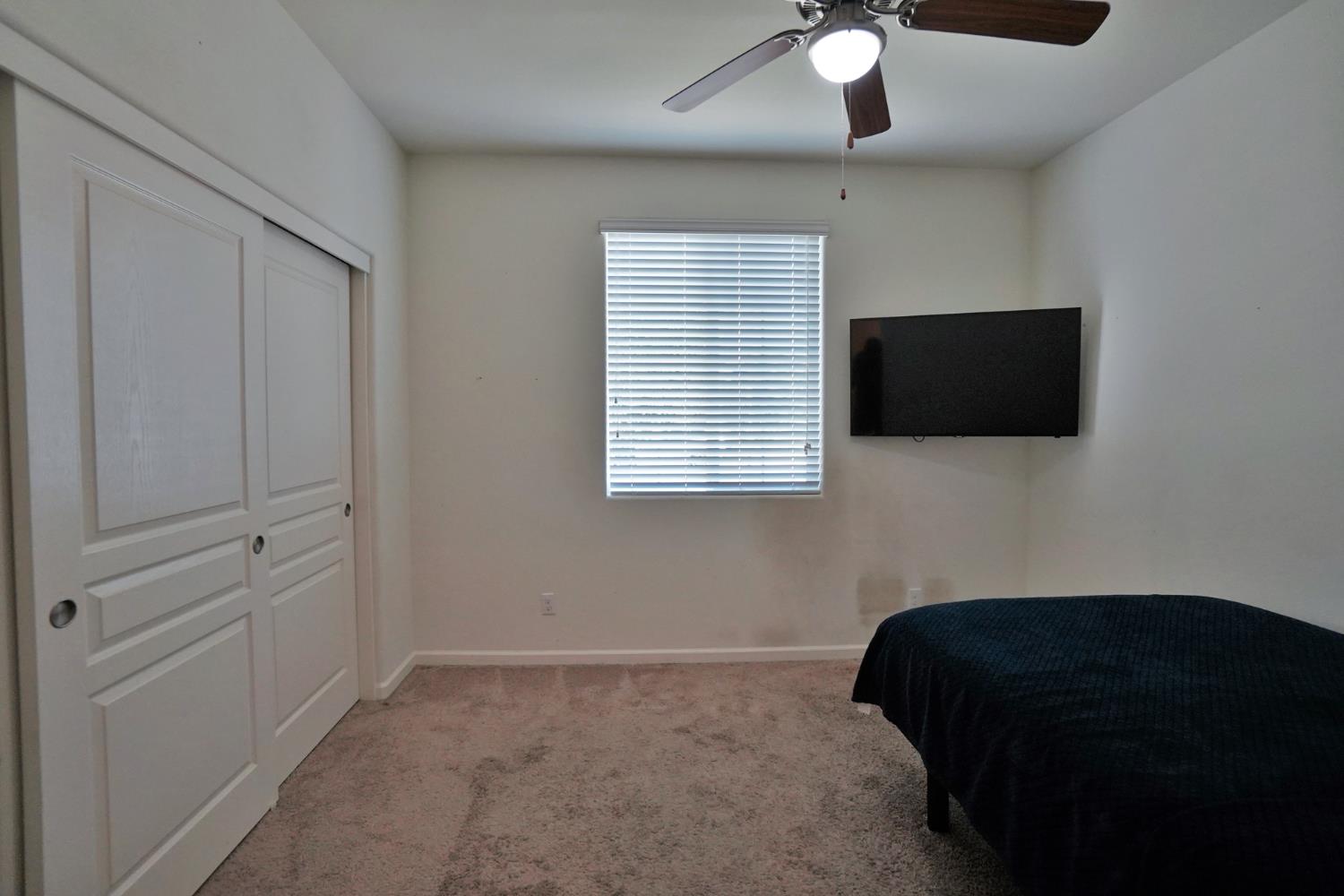 559 Ivory Street Lemoore, CA 93245 - Photo 14 of 59