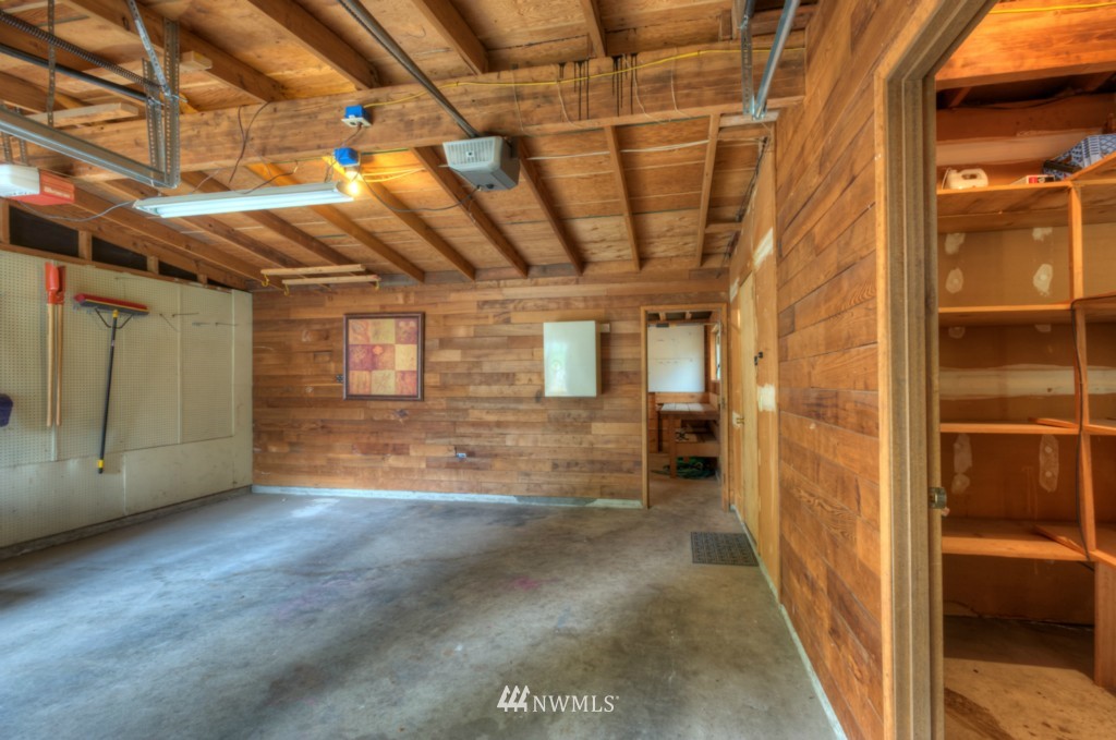 740 14th Way Southwest Edmonds, WA 98020 - Photo 16 of 20 Gallery Image 16