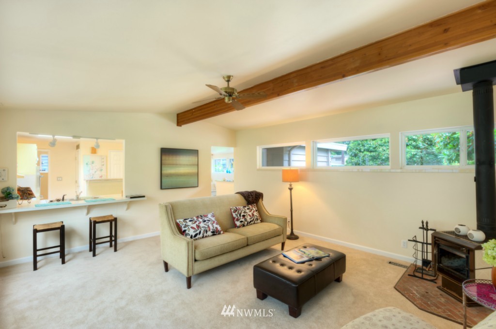 740 14th Way Southwest Edmonds, WA 98020 - Photo 7 of 20 Gallery Image 7