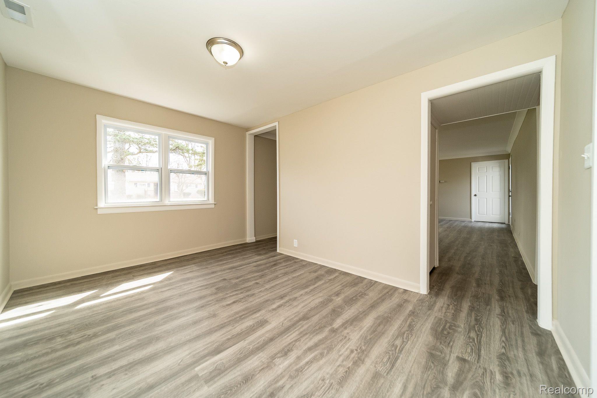 3854 Samuel Avenue Rochester, MI 48309 - Photo 17 of 54 Gallery Image 17