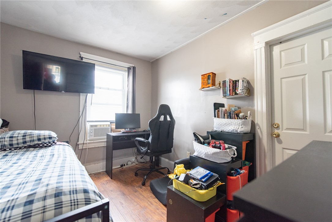 209 Crawford Street Woonsocket, RI 02895 - Photo 6 of 41 Gallery Image 6