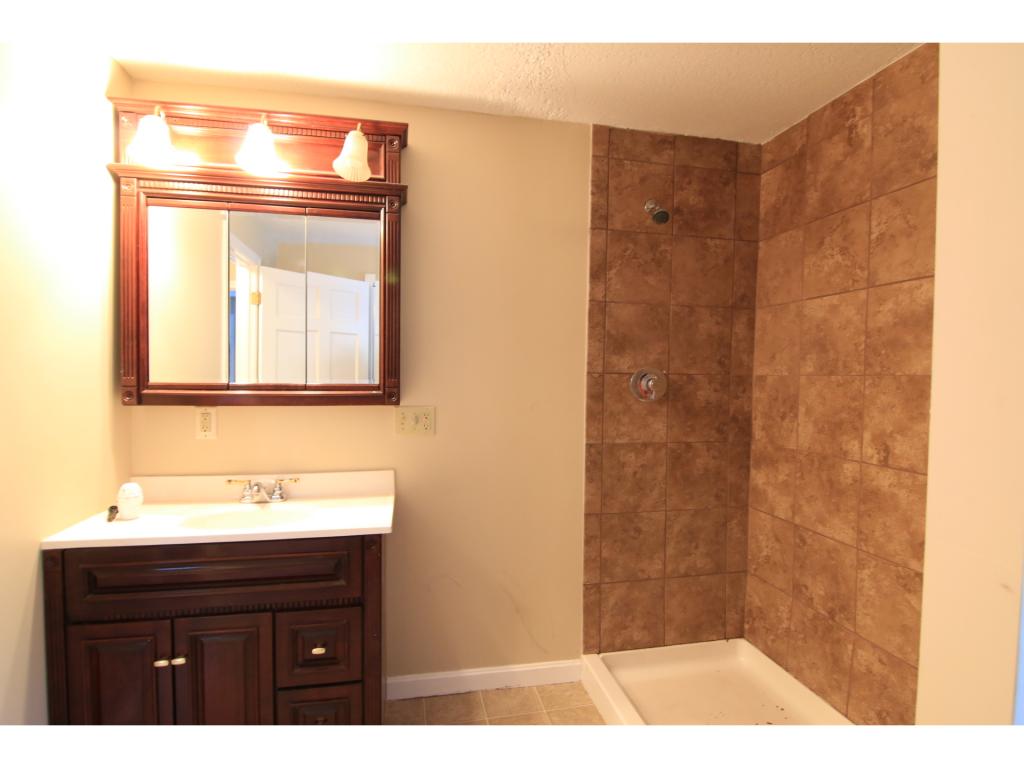 218 Bog Road Concord, NH 03303 - Photo 19 of 31