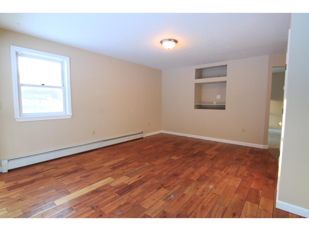 218 Bog Road Concord, NH 03303 - Photo 5 of 31