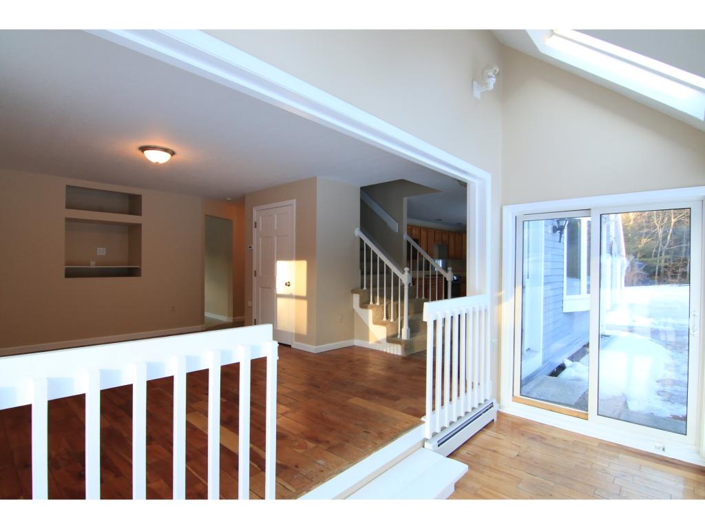218 Bog Road Concord, NH 03303 - Photo 6 of 31