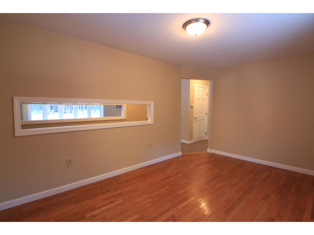218 Bog Road Concord, NH 03303 - Photo 8 of 31