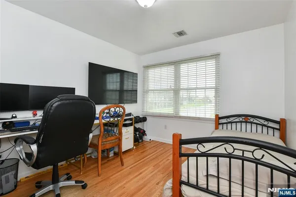 $825,000 | 1 Lincoln Place, Moonachie, NJ 07074