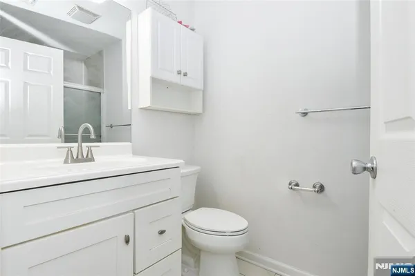 $825,000 | 1 Lincoln Place, Moonachie, NJ 07074