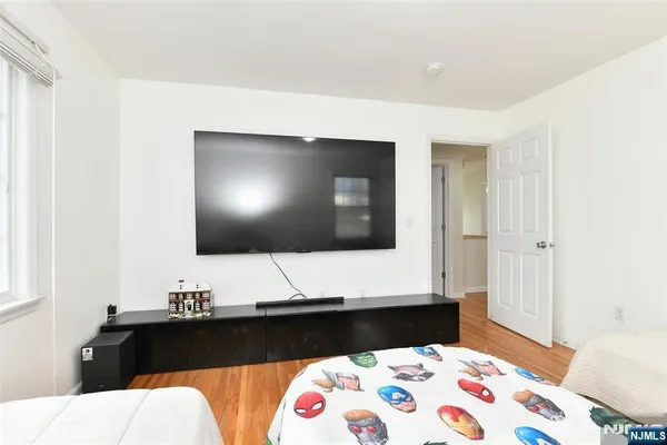 $825,000 | 1 Lincoln Place, Moonachie, NJ 07074