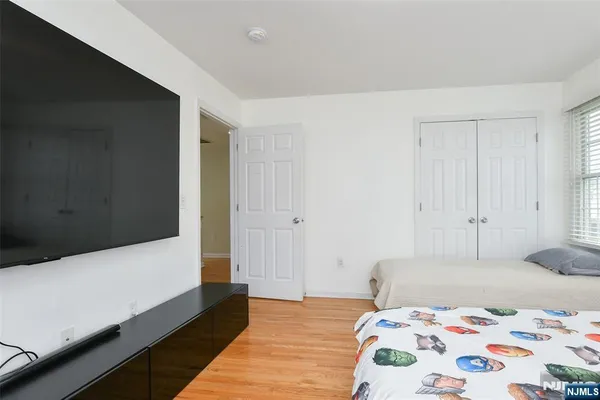 $825,000 | 1 Lincoln Place, Moonachie, NJ 07074