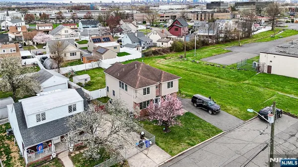 $825,000 | 1 Lincoln Place, Moonachie, NJ 07074