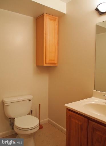 858 Berrys Ferry Road White Post, VA 22663 - Photo 15 of 30 Bath