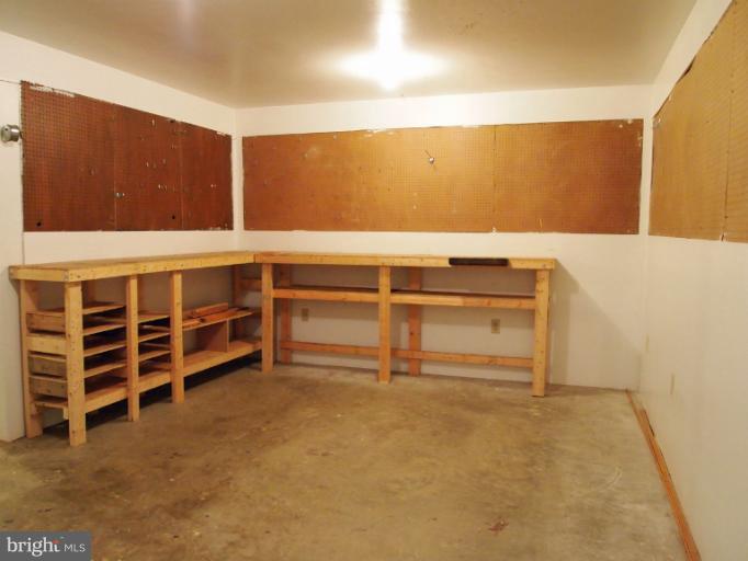 858 Berrys Ferry Road White Post, VA 22663 - Photo 17 of 30 Interior (General)