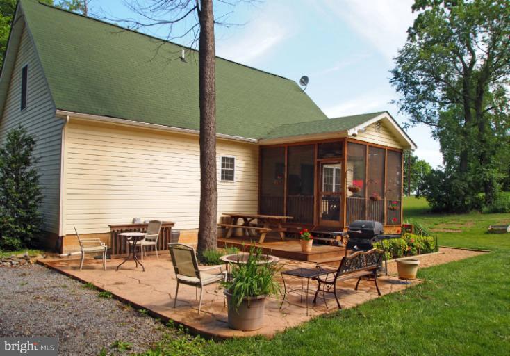 858 Berrys Ferry Road White Post, VA 22663 - Photo 8 of 30 Exterior (General)