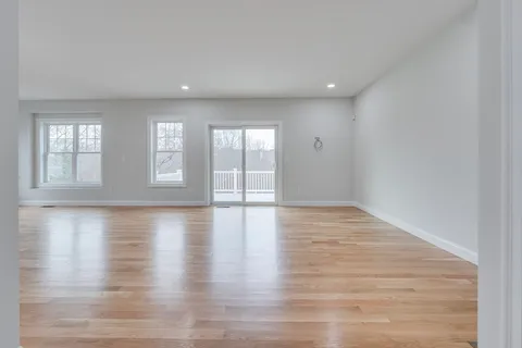 $1,049,900 | 17 Strongwater Drive, Salem, MA 01970