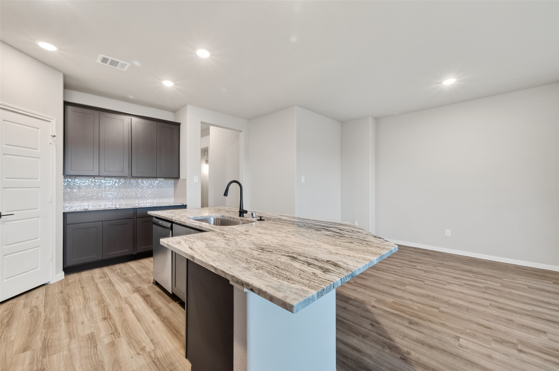 20915 Attalos Stoa Road Crosby, TX 77532 - Photo 14 of 36