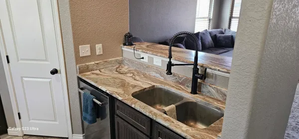 $390,000 | 487 Private Road 201-F, Seminole, TX 79360