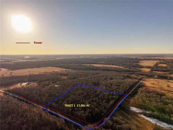 $85,360 | 21395 South 725 Road, Stockton, MO 65785