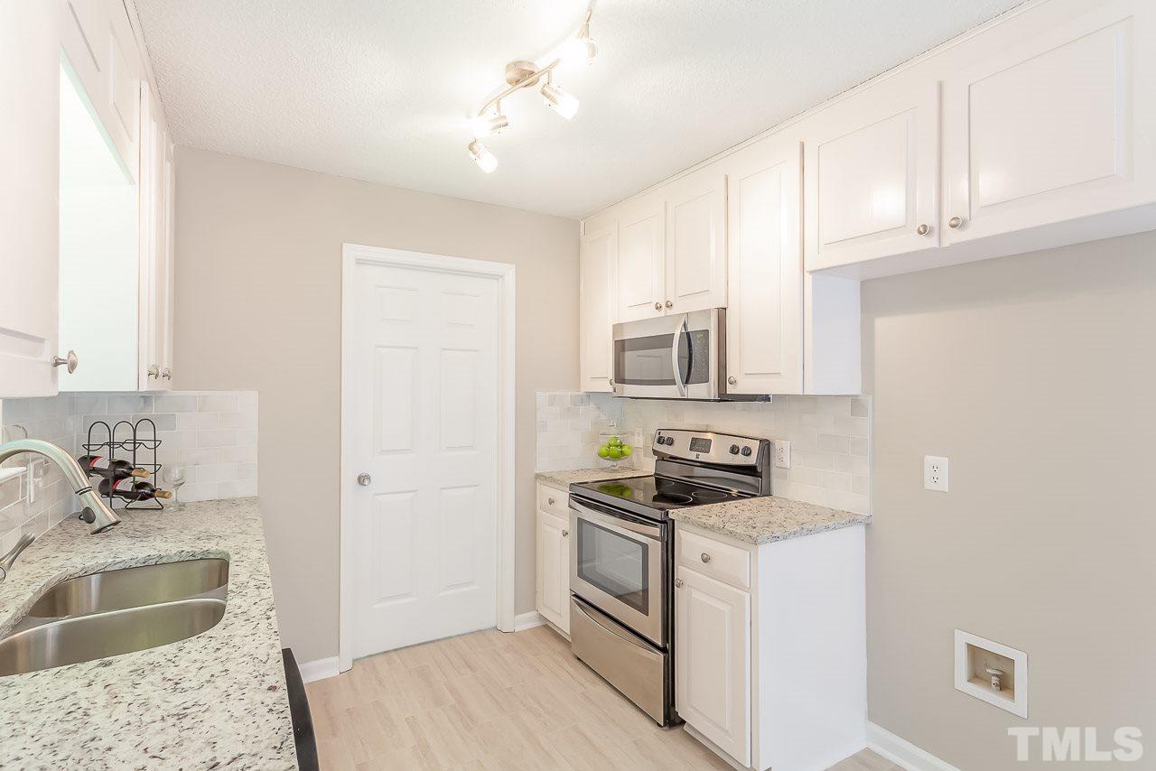 1539 Middle Ridge Drive Willow Spring, NC 27592 - Photo 2 of 21 Gallery Image 2