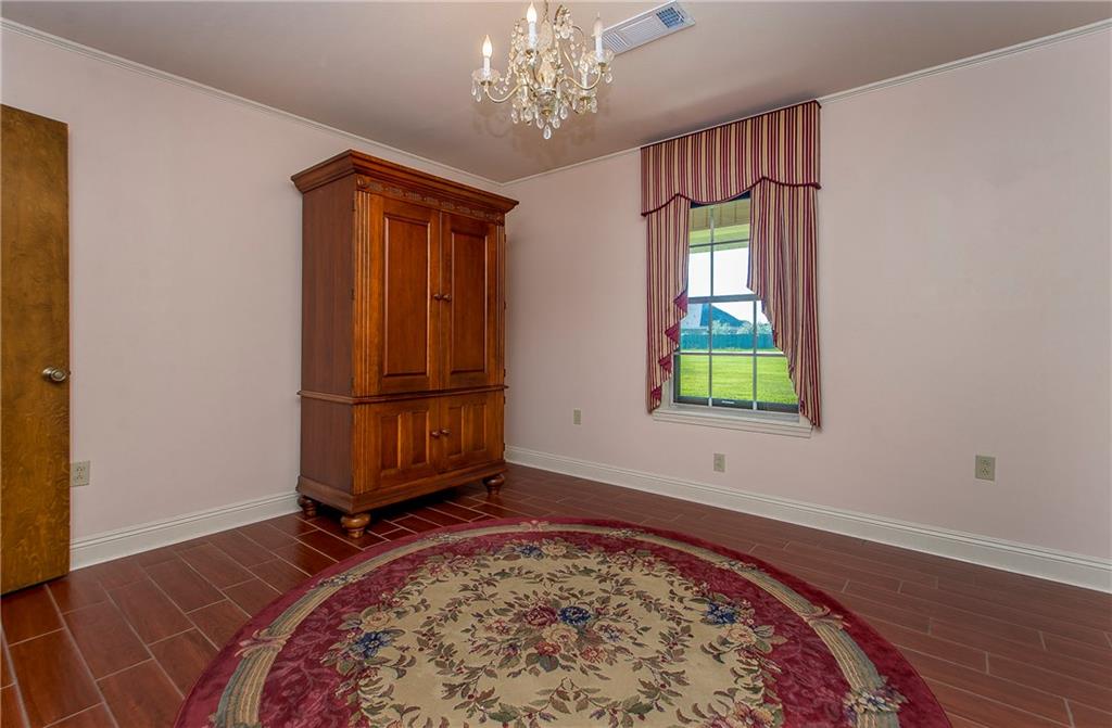 30689 Dunn Road Denham Springs, LA 70726 - Photo 5 of 40 Gallery Image 5