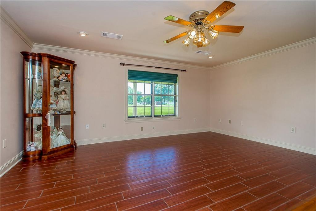 30689 Dunn Road Denham Springs, LA 70726 - Photo 7 of 40 Gallery Image 7