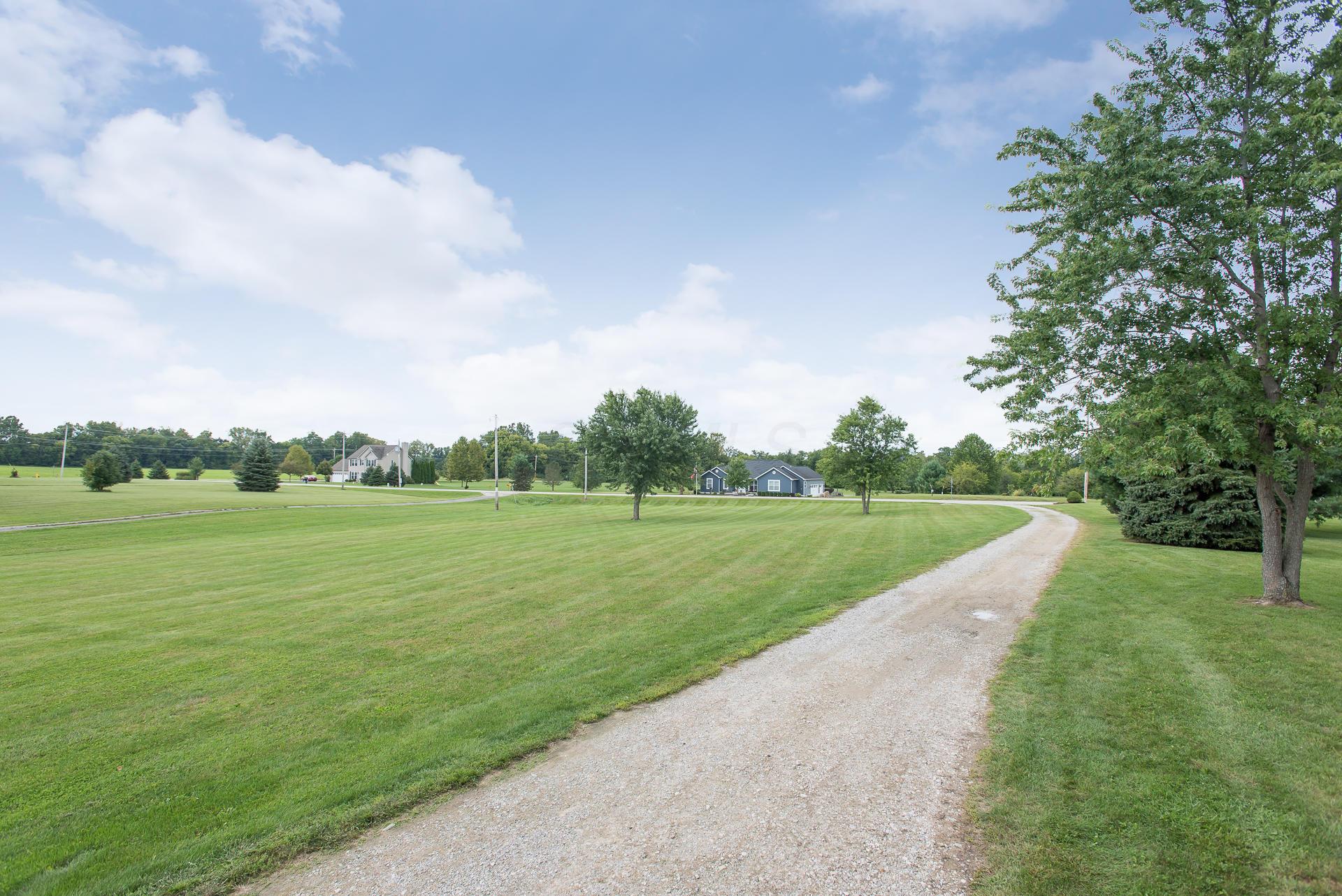1938 River Road Delaware, OH 43015 - Photo 7 of 59