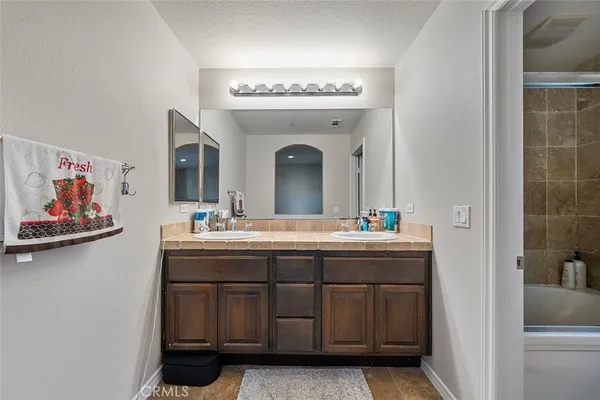 $925,000 | 92 New Season, Irvine, CA 92602