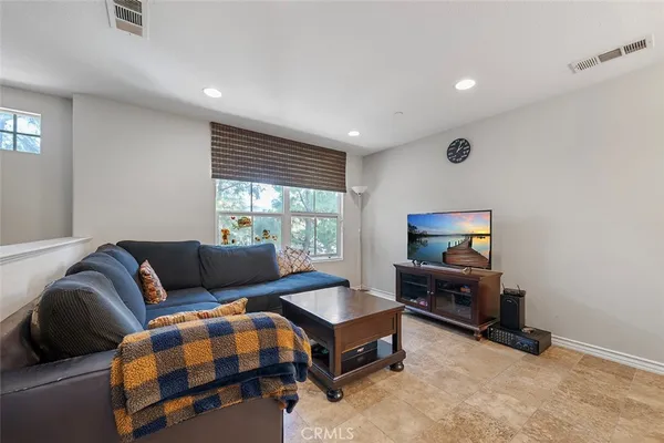 $925,000 | 92 New Season, Irvine, CA 92602