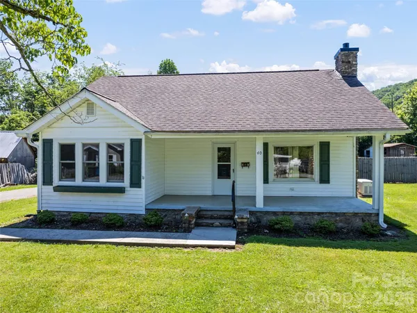 $375,000 | 40 Avery Street, Waynesville, NC 28786