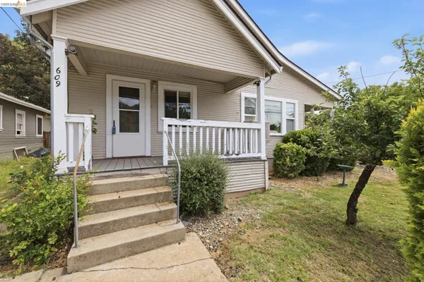 $319,200 | 609 Shaws Flat Road, Sonora, CA 95370