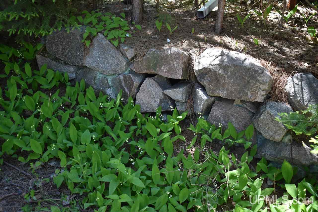 303 Riverside Road Marquette, MI 49855 - Photo 35 of 41 Gallery Image 35