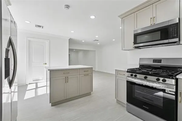 $425,000 | 4716 Lake Borgne Avenue, Metairie, LA 70006