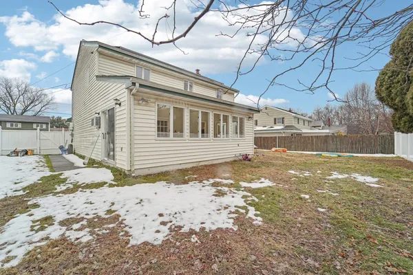 $650,000 | 32 Waverly Drive West, Edison, NJ 08817