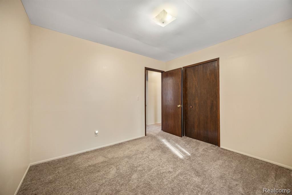 63325 Place Road New Haven, MI 48050 - Photo 19 of 31 Gallery Image 19