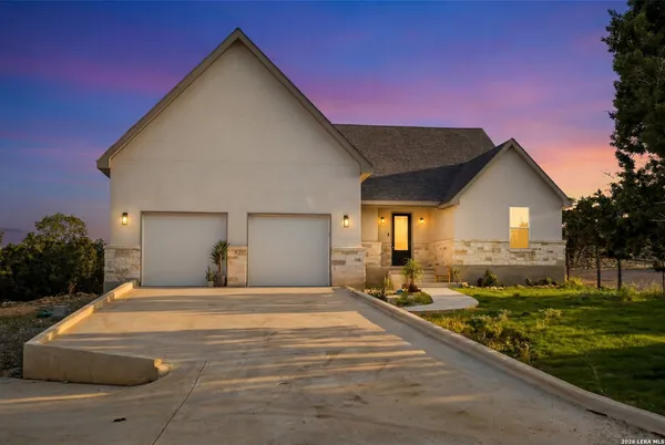 $539,000 | 443 Lets Roll Drive, Fischer, TX 78623