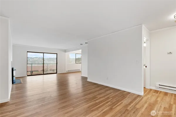 $179,900 | 1602 Naval Avenue, Unit 27, Bremerton, WA 98312