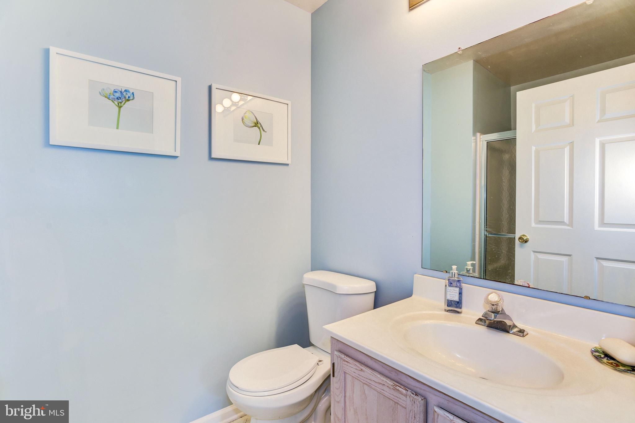 1606 Stokes Road Mount Laurel, NJ 08054 - Photo 35 of 36 2nd Master bathroom