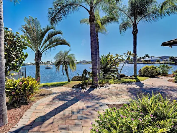 $1,399,000 | 107 Free Court Southeast, Port Charlotte, FL 33952