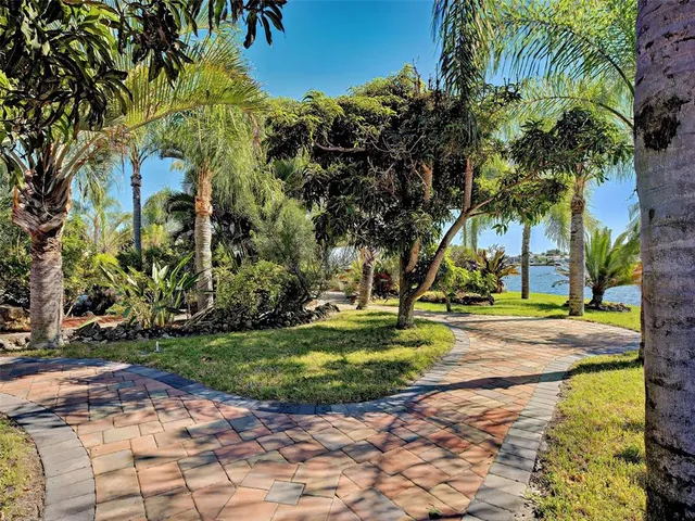 $1,450,000 | 107 Free Court Southeast, Port Charlotte, FL 33952